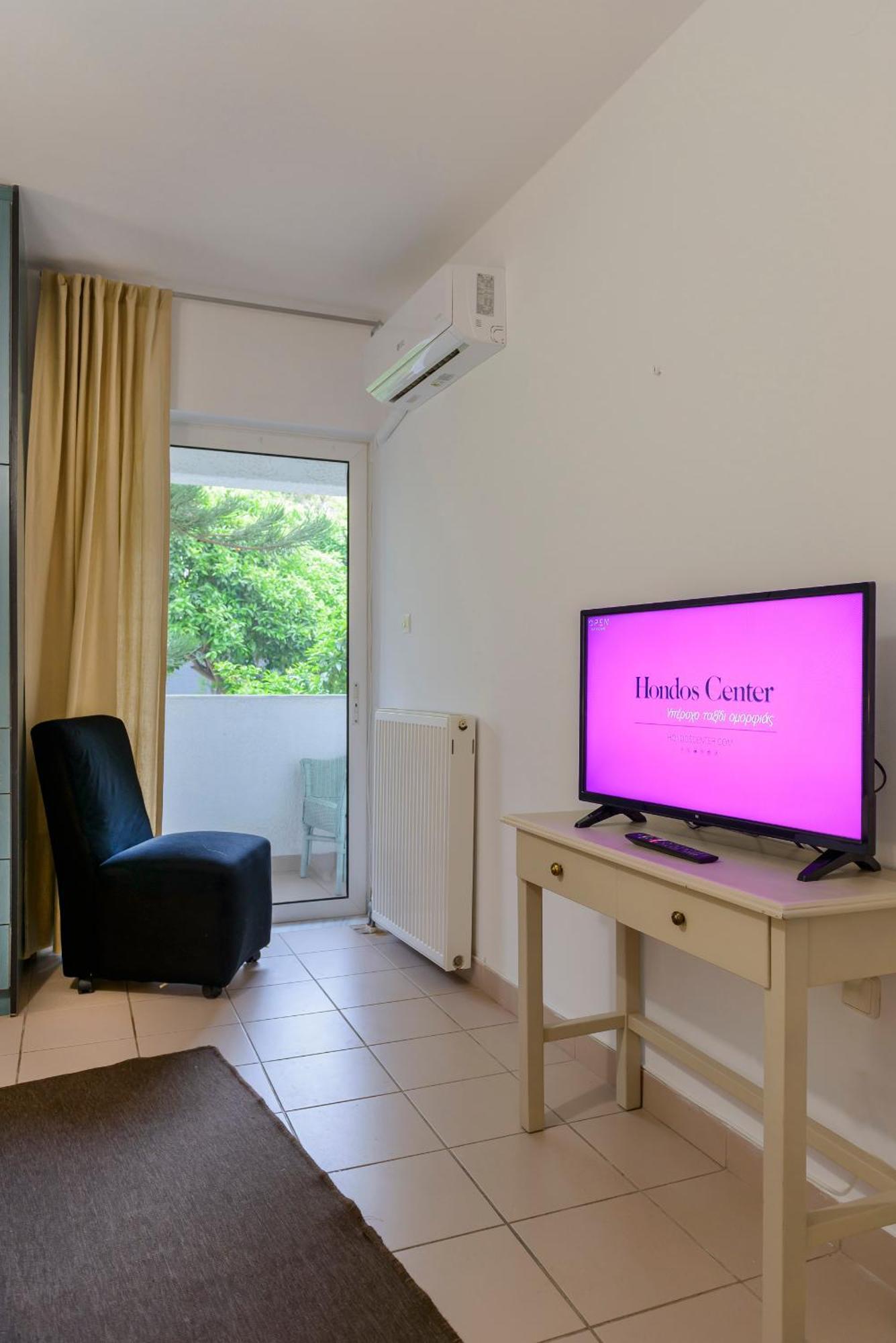 Agali 1 Mesonet In Front Of The Sea Apartment Akrogiali Exterior photo